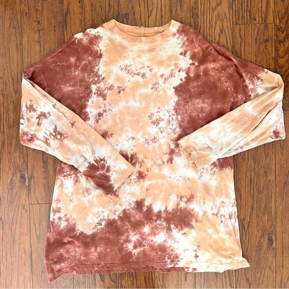 Free People We The Free Long Sleeve Oversized Pink Maroon Tie Dye Shirt Medium - Picture 10 of 14